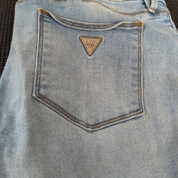 Guess denim capris - Picture 4 of 5